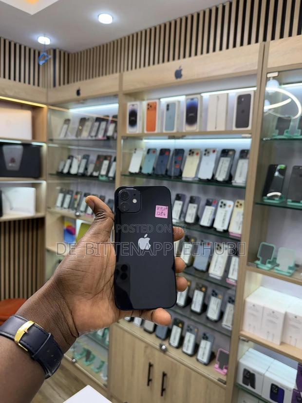 Apple iPhone 12 128 GB Black photo 2