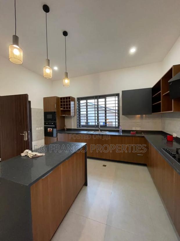 3bdrm House in Kg Franco Properties, Spintex for rent · Photo 3