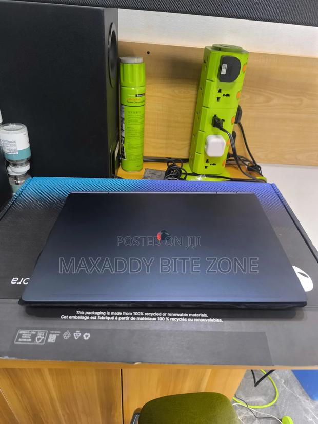 New Laptop Alienware M15 R3 16GB Intel Core Ultra 7 SSD 1T photo 4