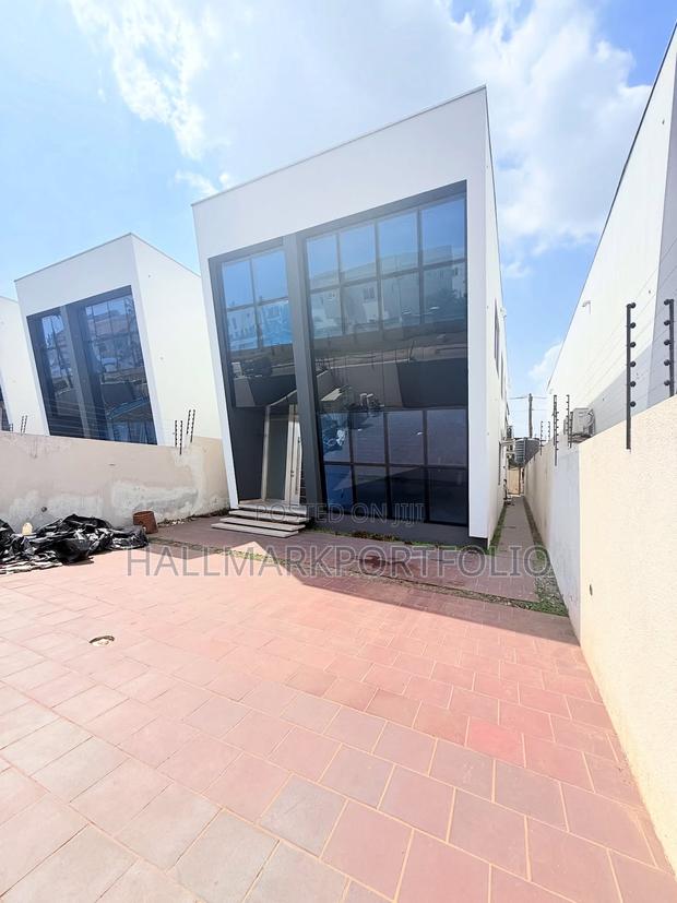 4bdrm House in East Legon for rent · Photo 1