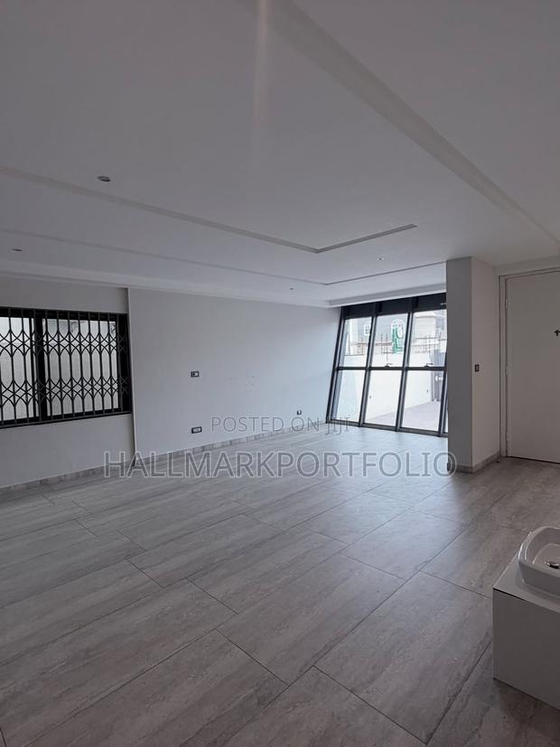 4bdrm House in East Legon for rent · Photo 3