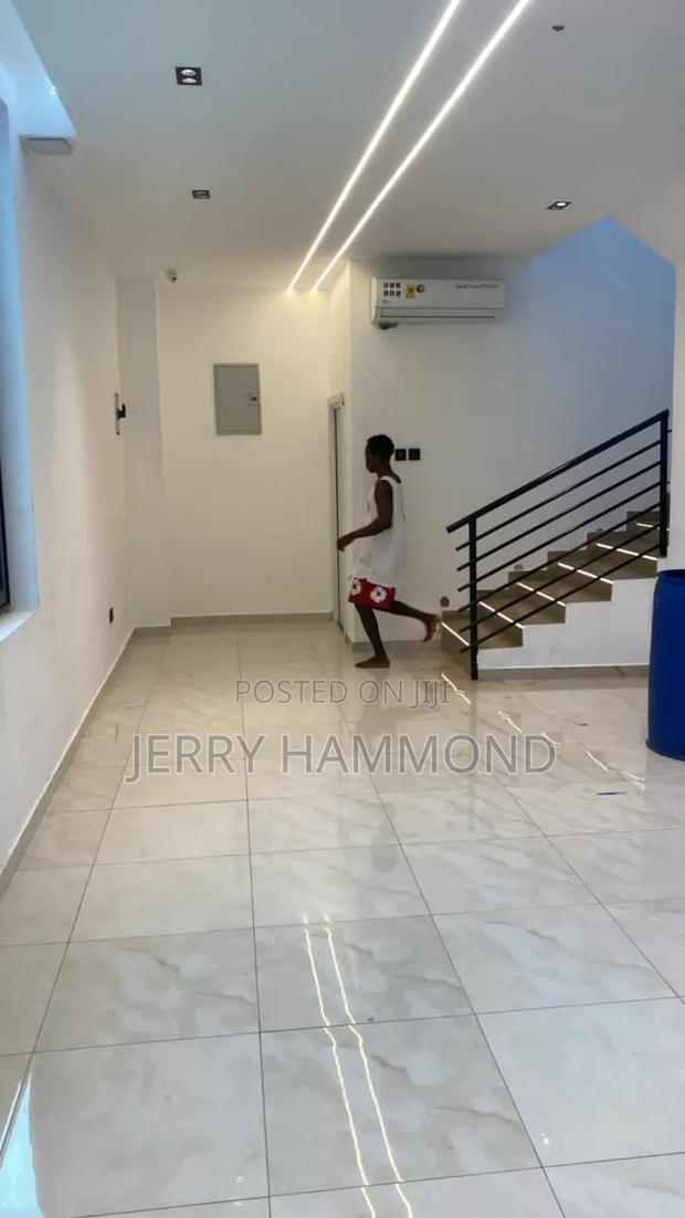 4bdrm House in East Airport, Tseaddo for rent · Photo 3