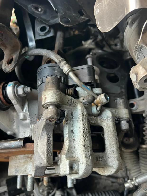 2016/2021 Honda Civic Back Axle Complete photo 2