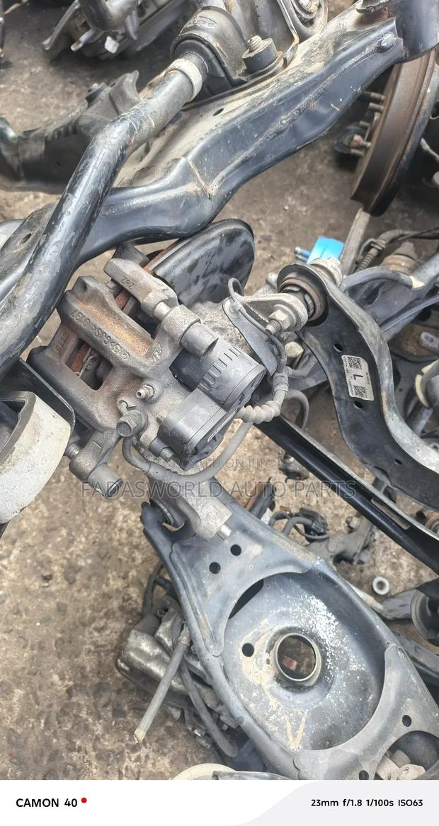 2016/2021 Honda Civic Back Axle Complete photo 3