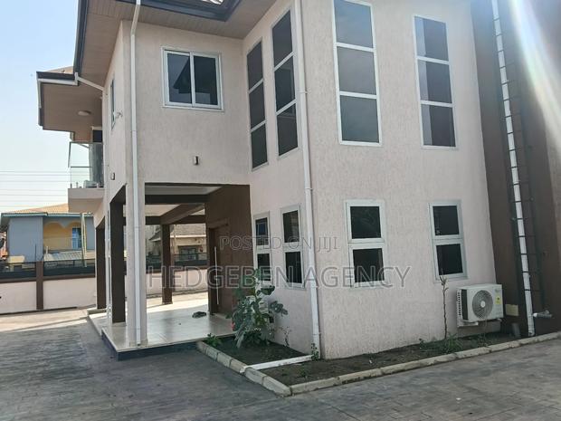 5bdrm House in Oyarifa for rent · Photo 4