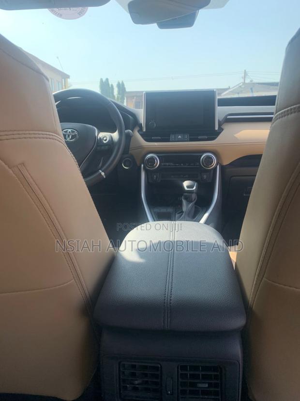 Toyota RAV4 2025 Black