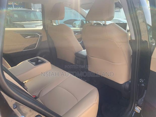 Toyota RAV4 2025 Black