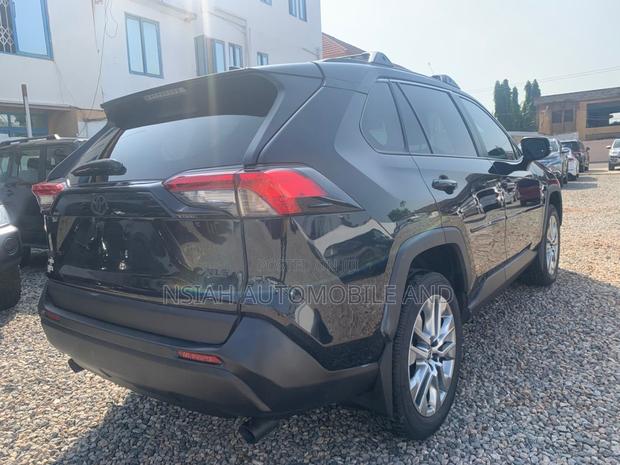 Toyota RAV4 2025 Black