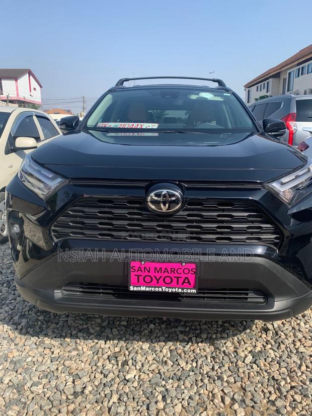 Toyota RAV4 2025 Black