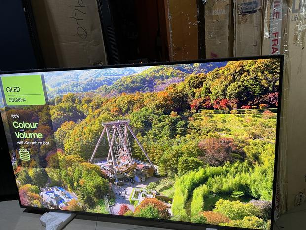 50q8fa Samsung Qled 50 Inches 144 Hz Smooth Gaming Tv Smart Uhd HDR photo 2