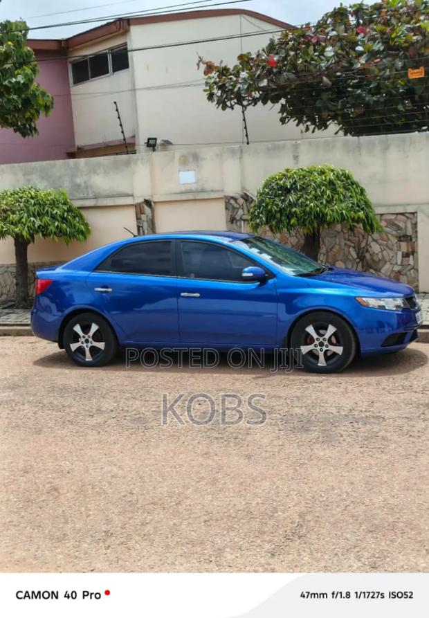 Kia Forte 2012 Blue
