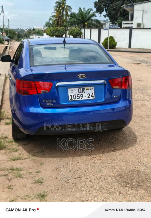 Kia Forte 2012 Blue