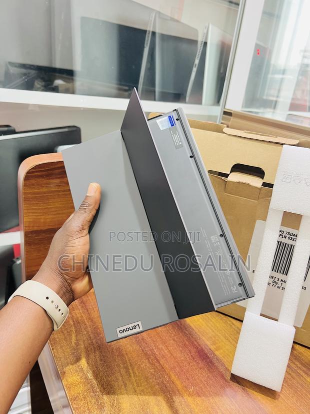 New Laptop Lenovo Ideapad 3 4GB Intel SSD 60GB photo 9
