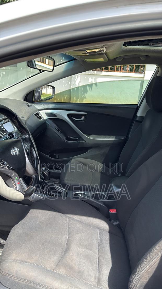 Hyundai Elantra 2015 White