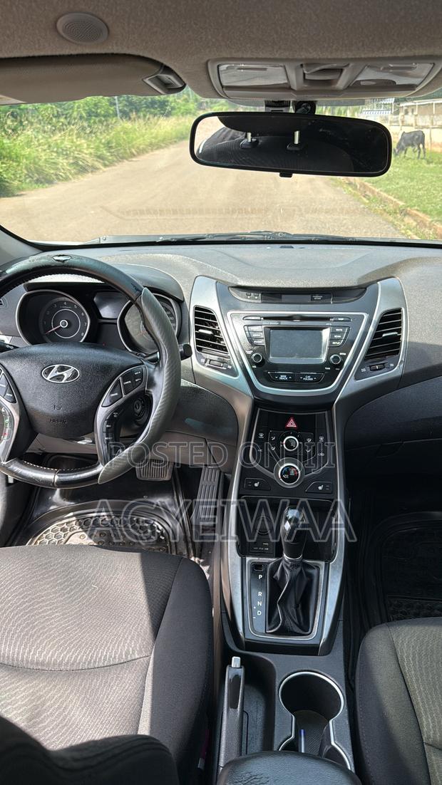 Hyundai Elantra 2015 White