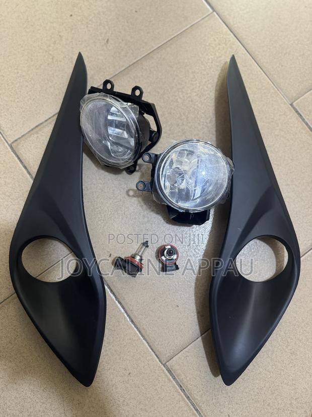 Toyota Yaris 2018 to 2019 Fog Light and Cover With Bulb photo 2
