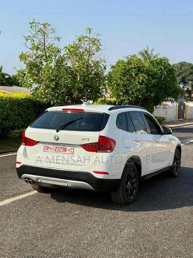 BMW X1 sDrive28i 4dr SUV (2.0L 4cyl Turbo 8A) 2014 White