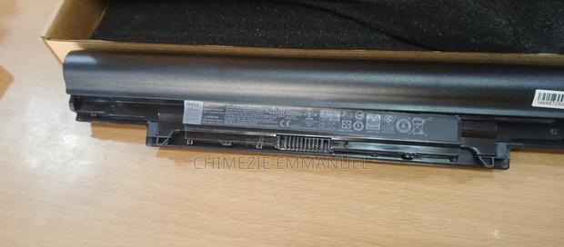 Dell Battery · Photo 2