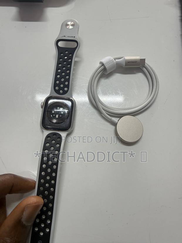 Apple Watch Series 8 41’Mm GPS photo 2
