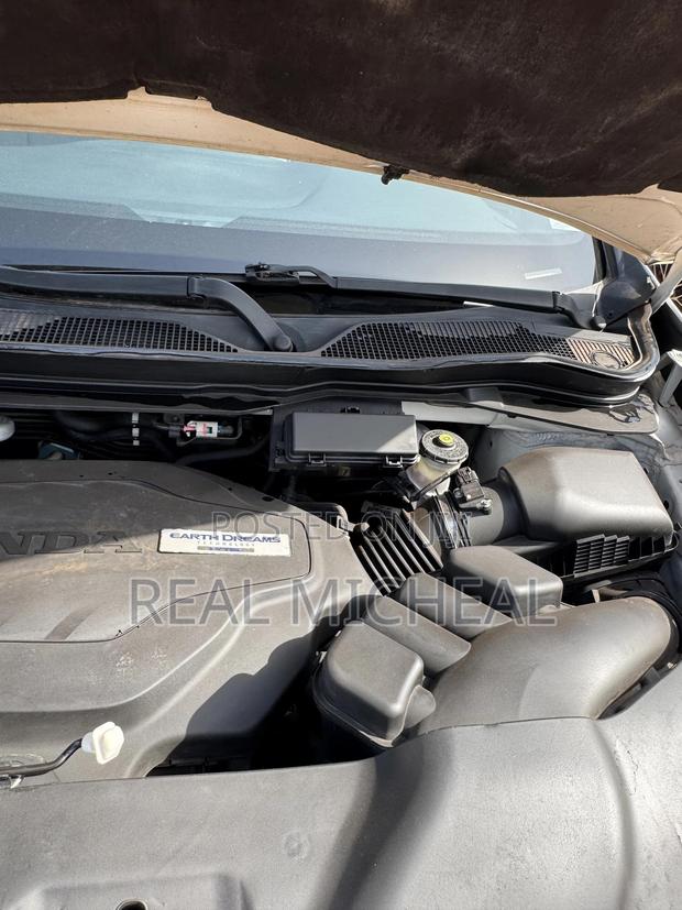 Honda Pilot Elite AWD 2018 White