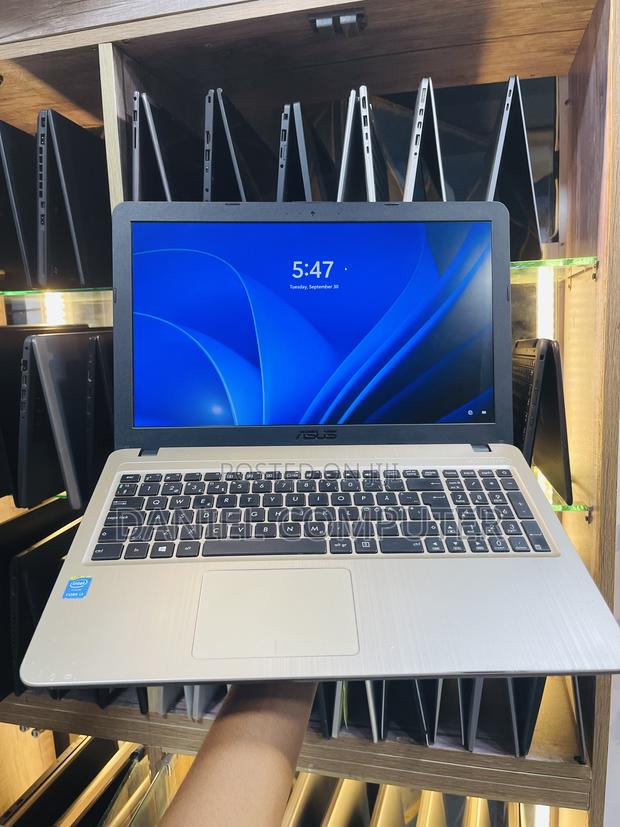 Laptop Asus X540LA 8GB Intel Core i3 SSD 128GB
