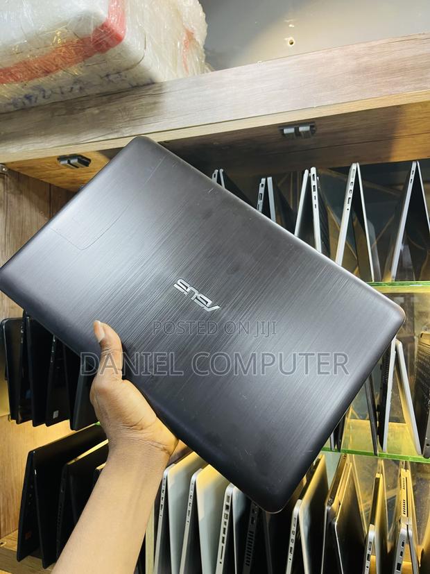 Laptop Asus X540LA 8GB Intel Core i3 SSD 128GB photo 7