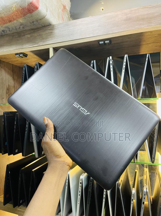 Laptop Asus X540LA 8GB Intel Core i3 SSD 128GB photo 8