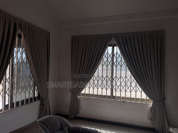 Curtains and Blinds · Photo 2