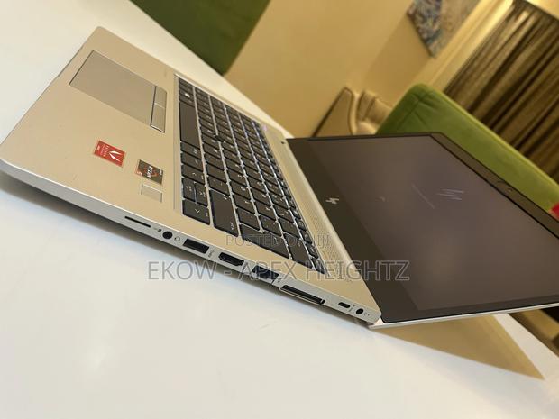 Laptop HP EliteBook 735 G6 8GB AMD Ryzen 5 SSD 256GB · Photo 2