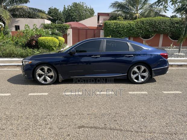 Honda Accord EX-L 2.0T 2018 Blue