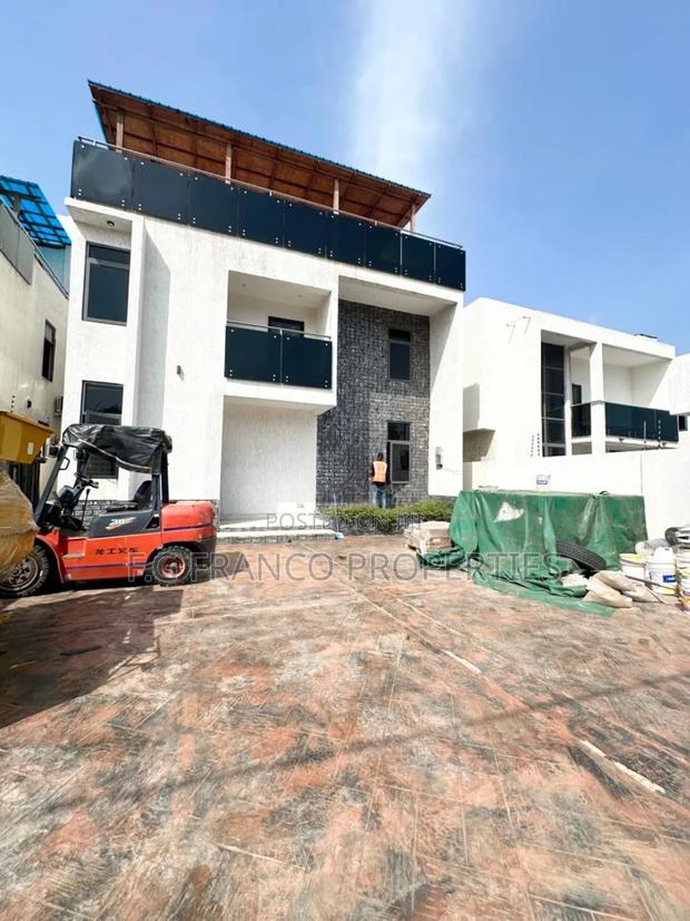 5bdrm House in Kg Franco Properties, Spintex for sale · Photo 2