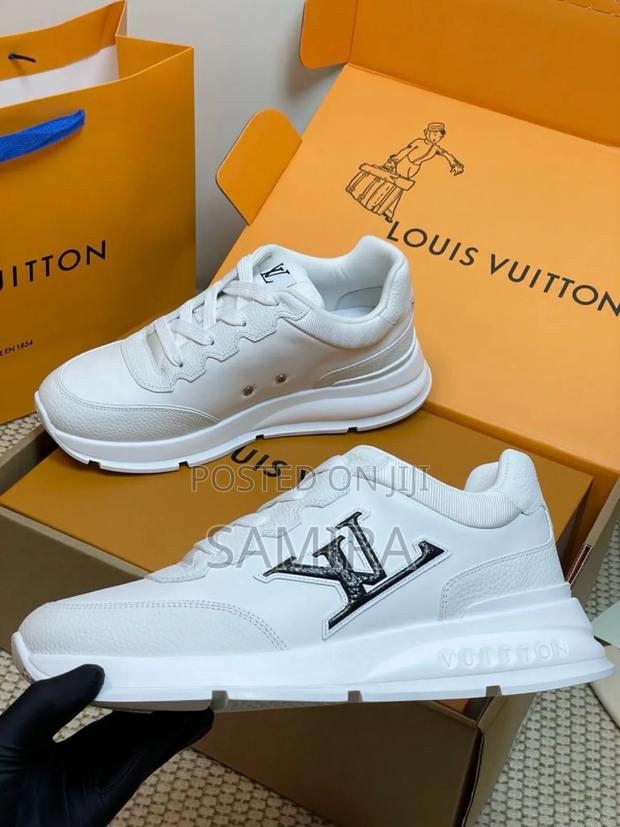 Louis Vuitton Low-Top Sneakers – Premium Designer Style (Unisex) photo 3