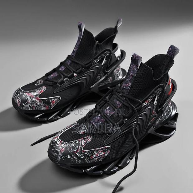 Fashion Chunky Sneakers – Breathable High-Sole Trainers (Unisex)