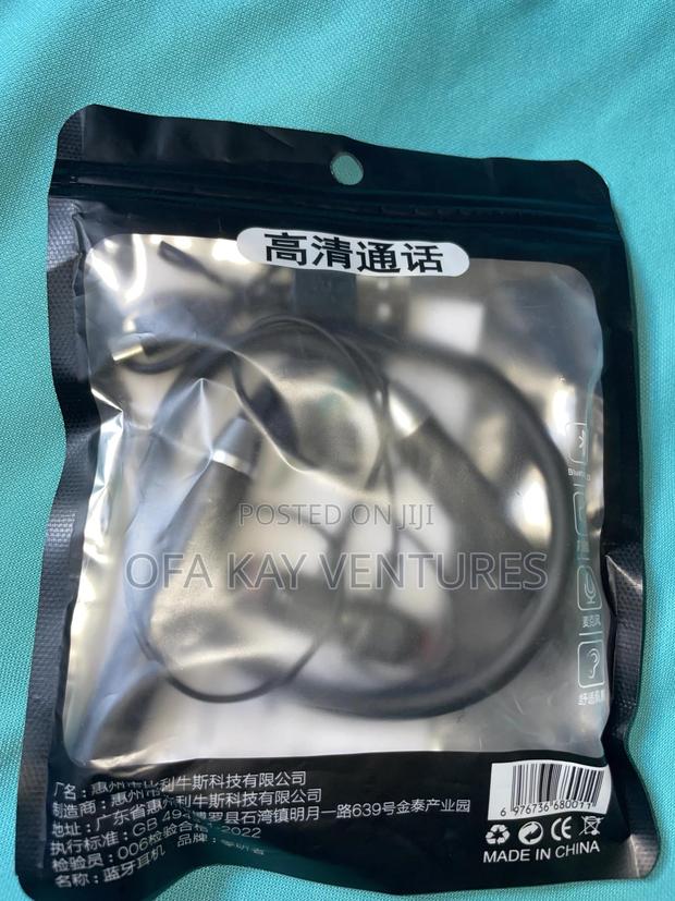 Bluetooth Neck Headphone photo 3