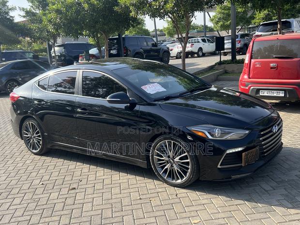 Hyundai Elantra Sport Sedan FWD (1.6L 4cyl 6M) 2017 Black