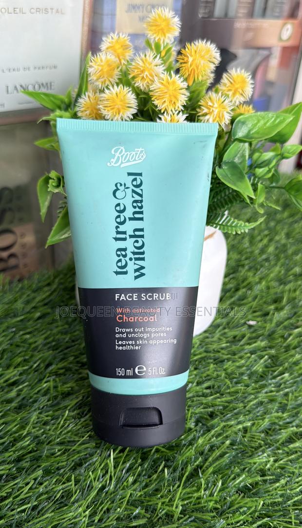 Tea Tree And Witch Hazel Charcoal Face Scrub