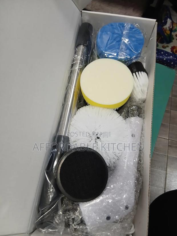 9 in 1 Electric Scrubbing Brush · Photo 4