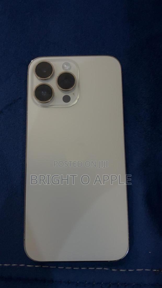 New Apple iPhone 14 Pro Max 256 GB Gold · Photo 4