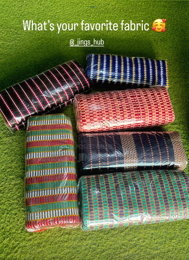 Handwoven Northern Kente · Photo 3