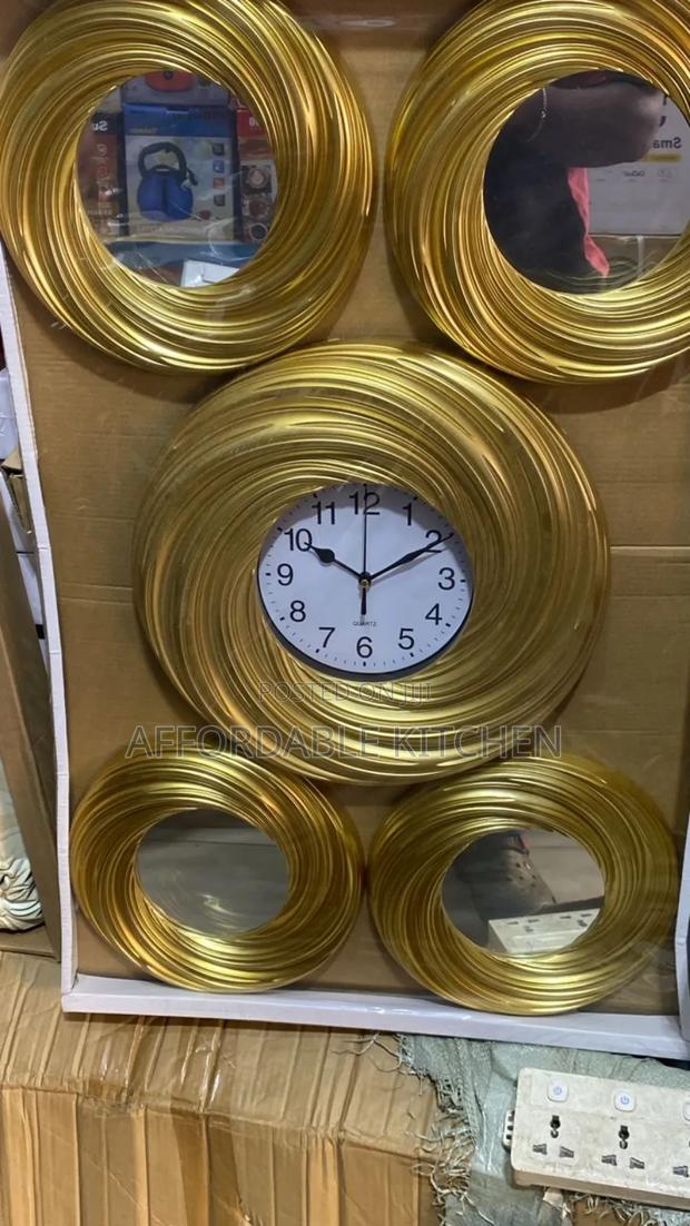 3 In 1 Wall Clock · Photo 3