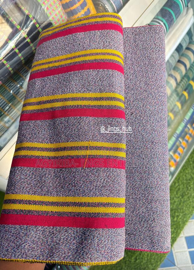 Northern Kente Fabric · Photo 4