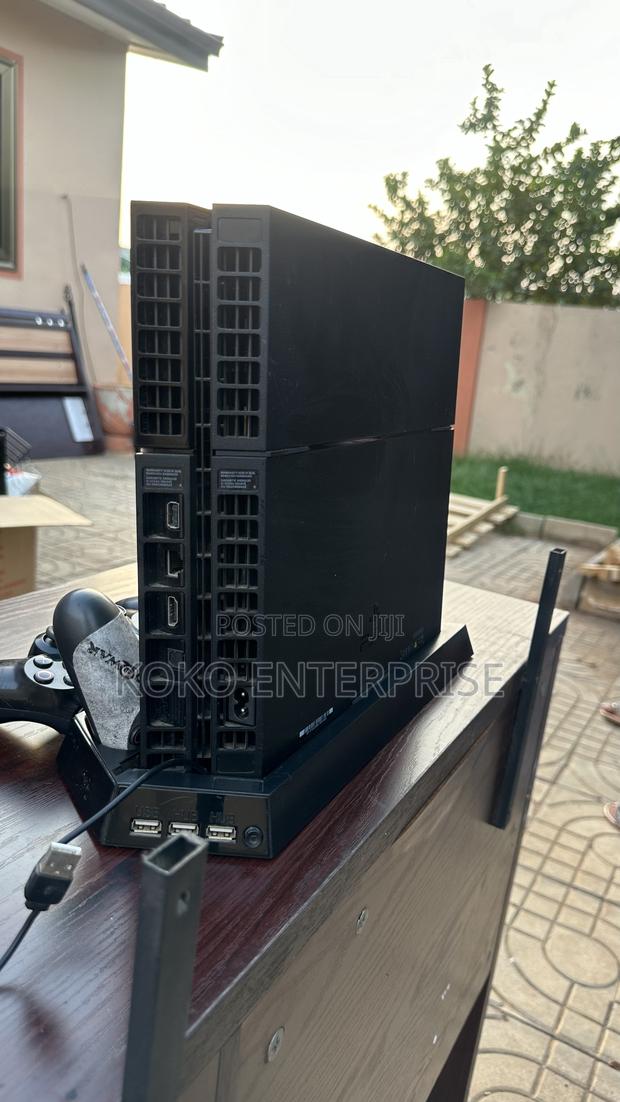 Ps 4 Video Game photo 2