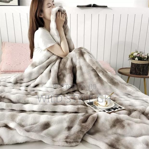 Warm Fluffy Soft Luxury Tie-dye Throw Blankets photo 4