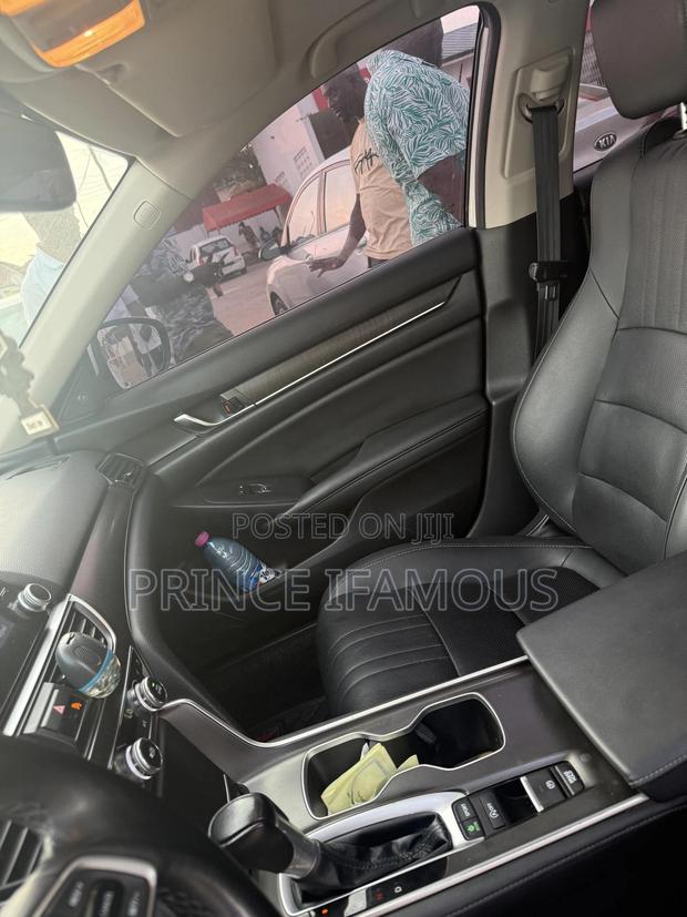 Honda Accord 2021 White