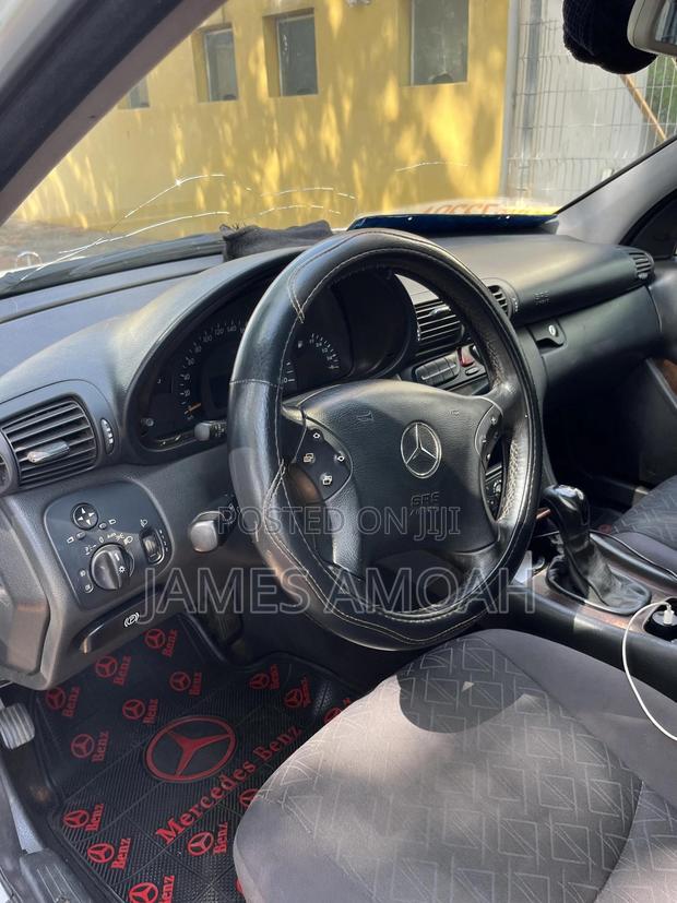 Mercedes-Benz C250 2005 White