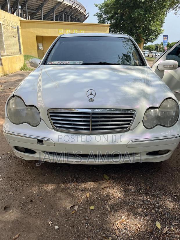 Mercedes-Benz C250 2005 White