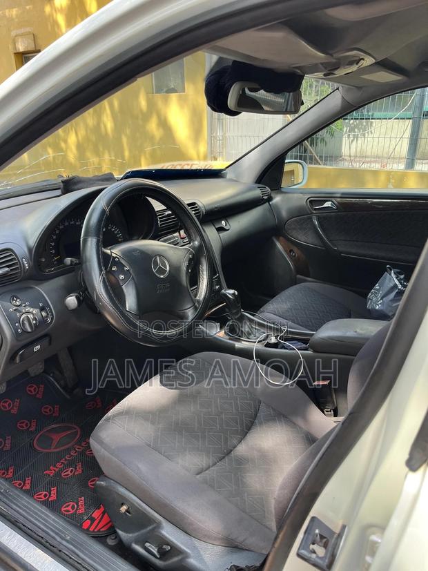 Mercedes-Benz C250 2005 White