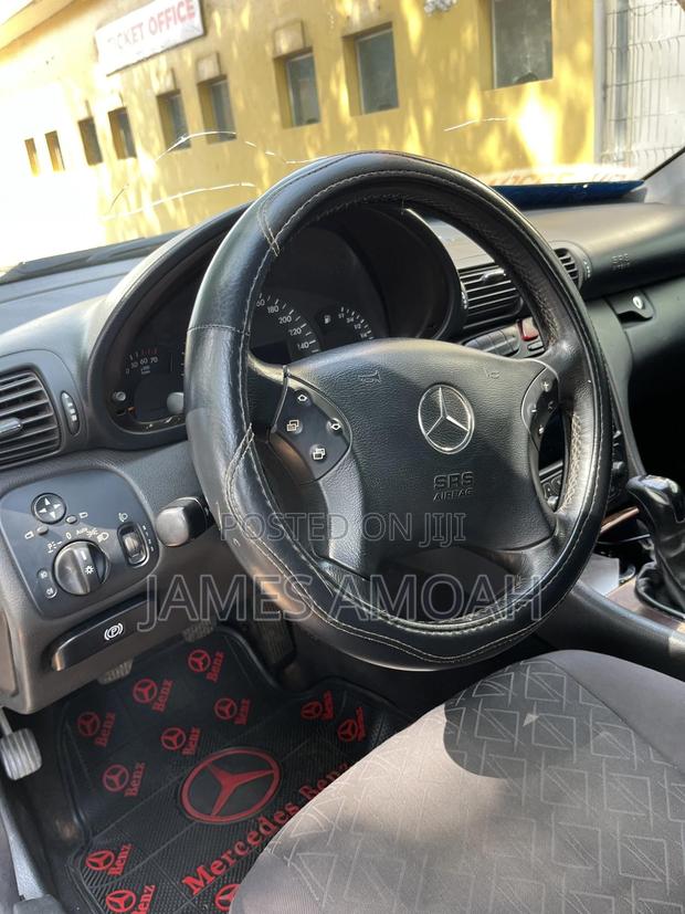 Mercedes-Benz C250 2005 White