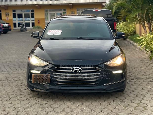 Hyundai Elantra 2018 Black