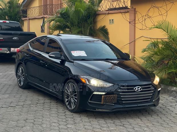 Hyundai Elantra 2018 Black